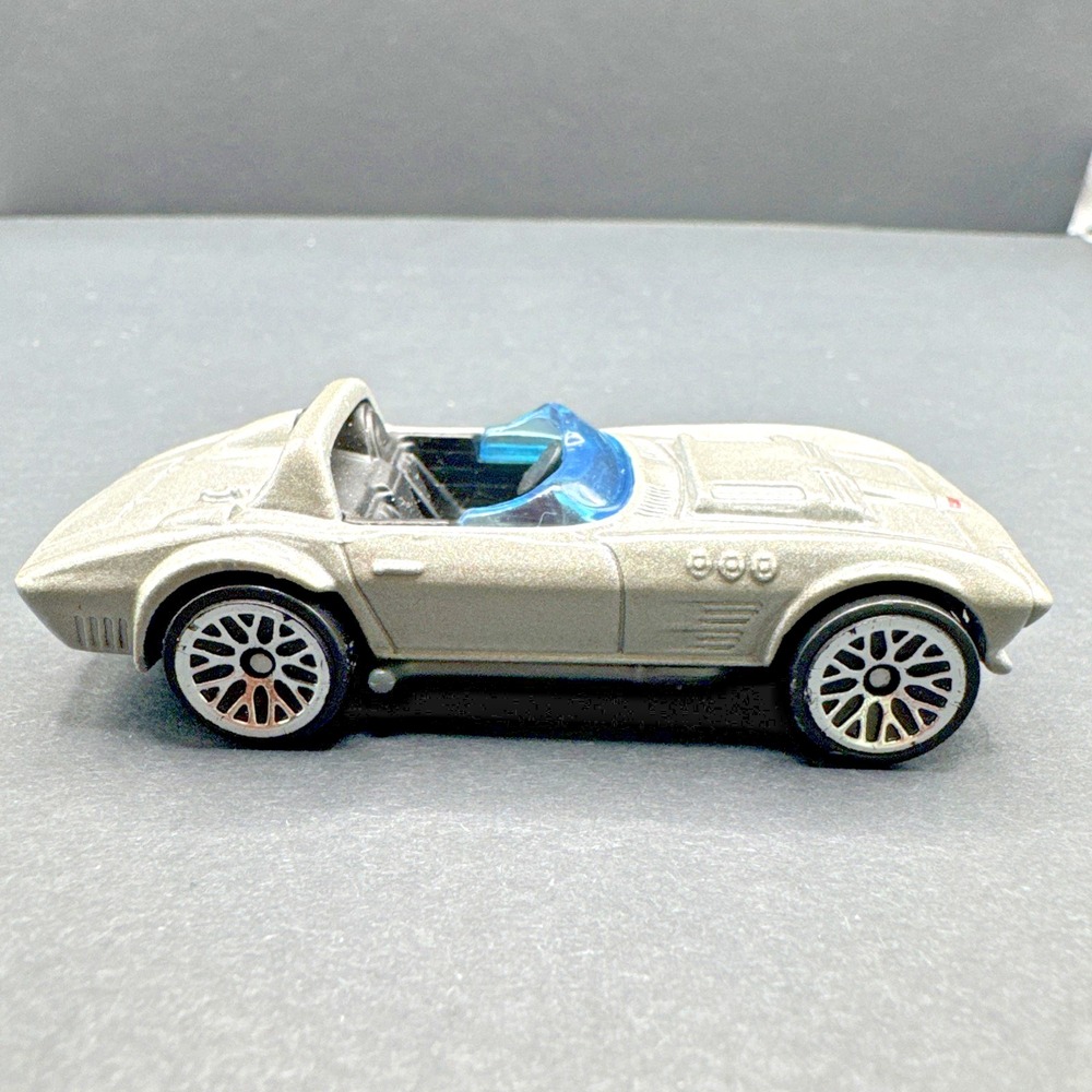2014 Hot Wheels Gray Convertible, Made‎ in Indonesia